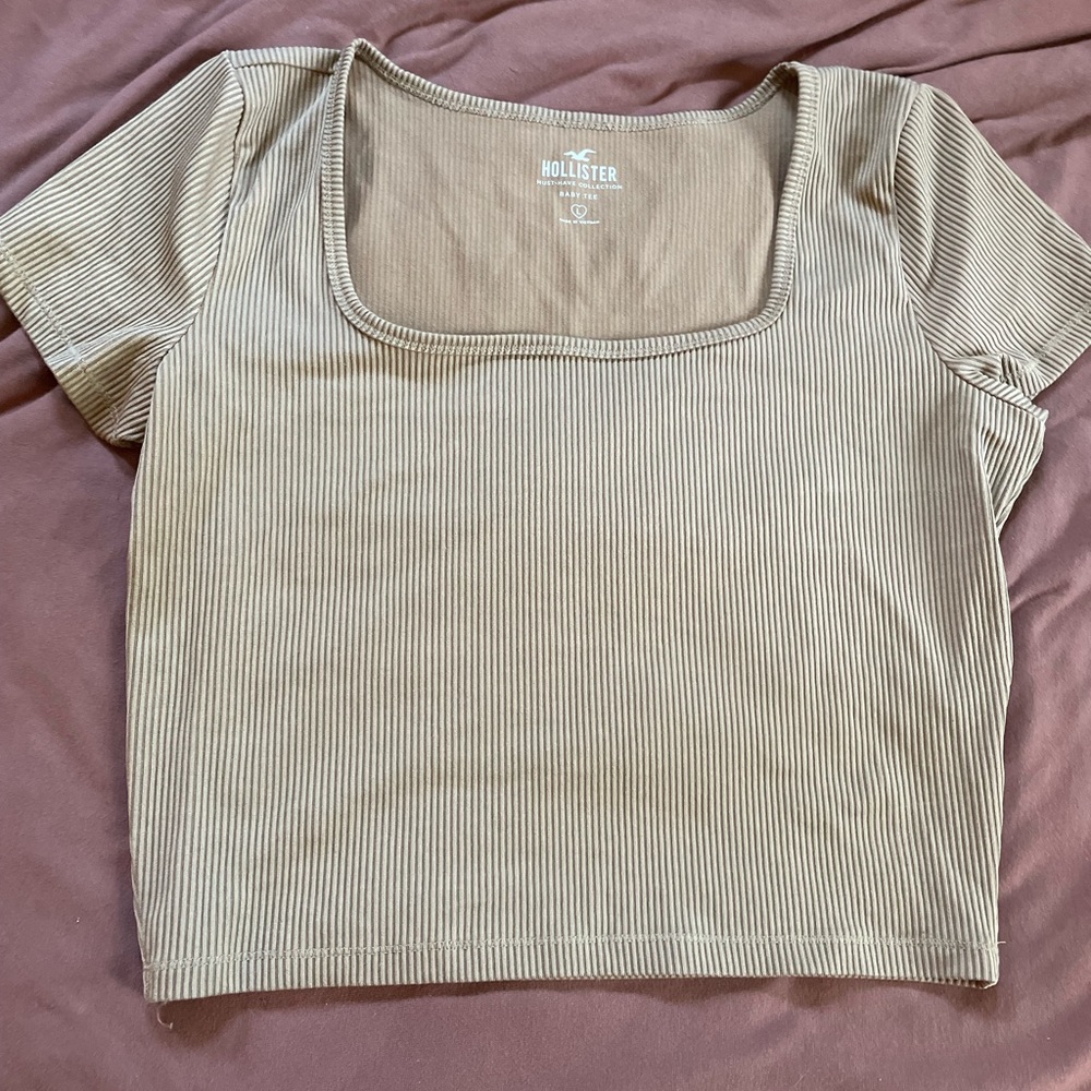 Hollister L must have collection